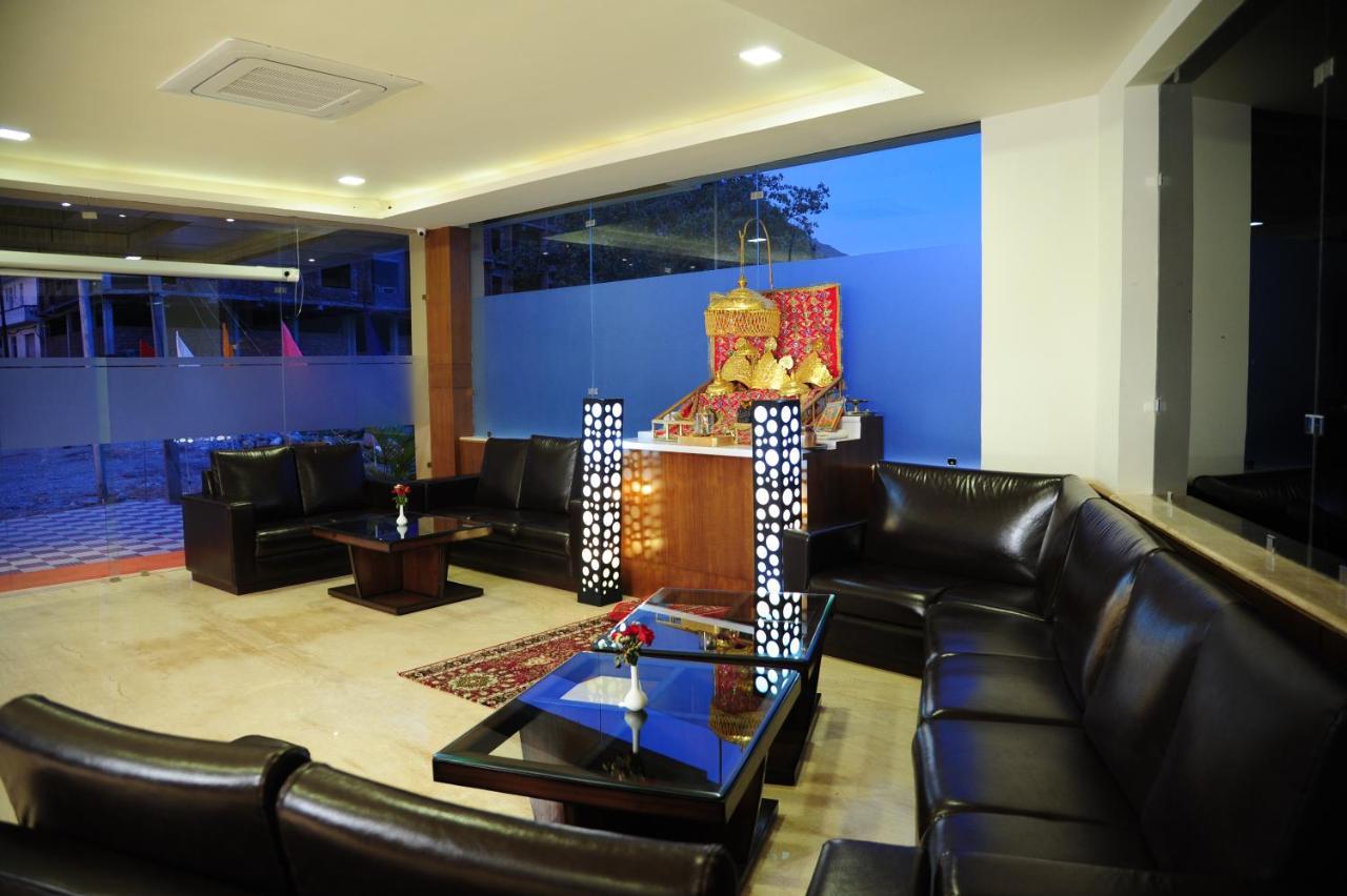 Hotel Grand Sharan Katra  Bagian luar foto