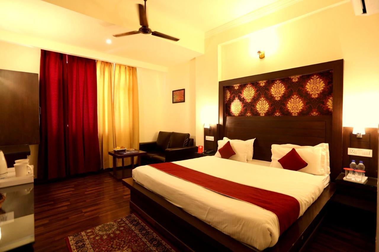 Hotel Grand Sharan Katra  Bagian luar foto