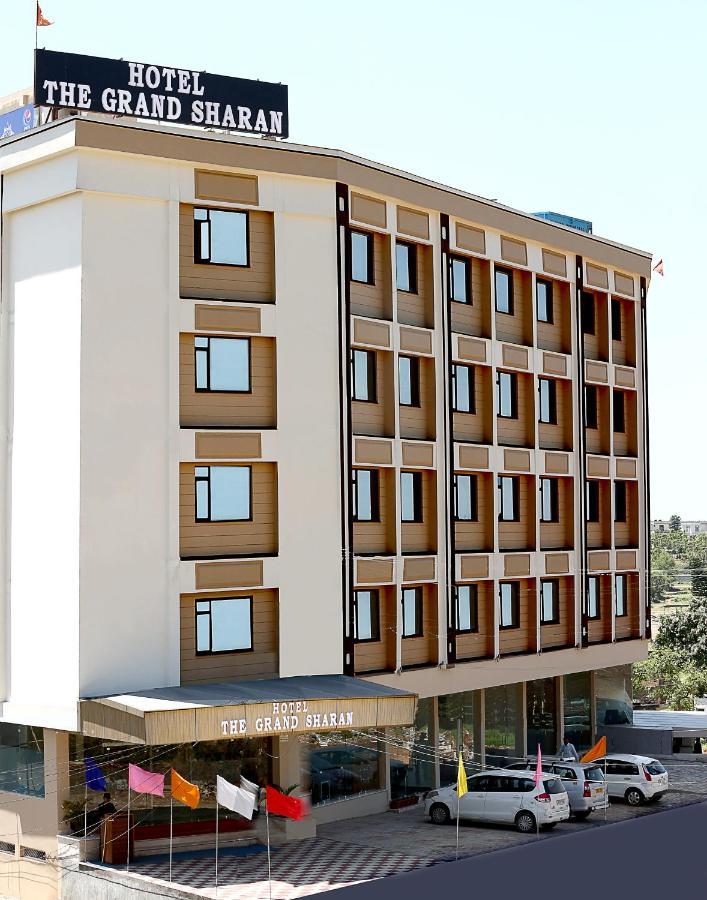 Hotel Grand Sharan Katra  Bagian luar foto
