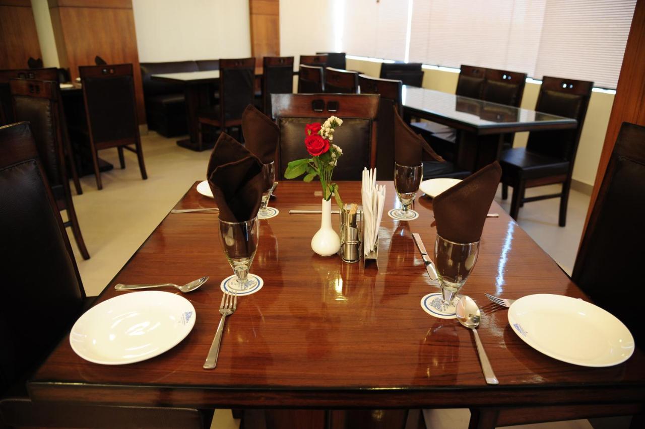 Hotel Grand Sharan Katra  Bagian luar foto